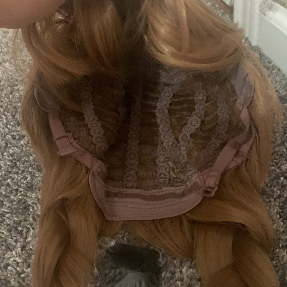 Anabelle Costume 2wigs - Picture 6 of 12